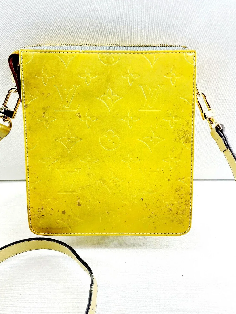 Louis Vuitton Vernis Shoulder Bag